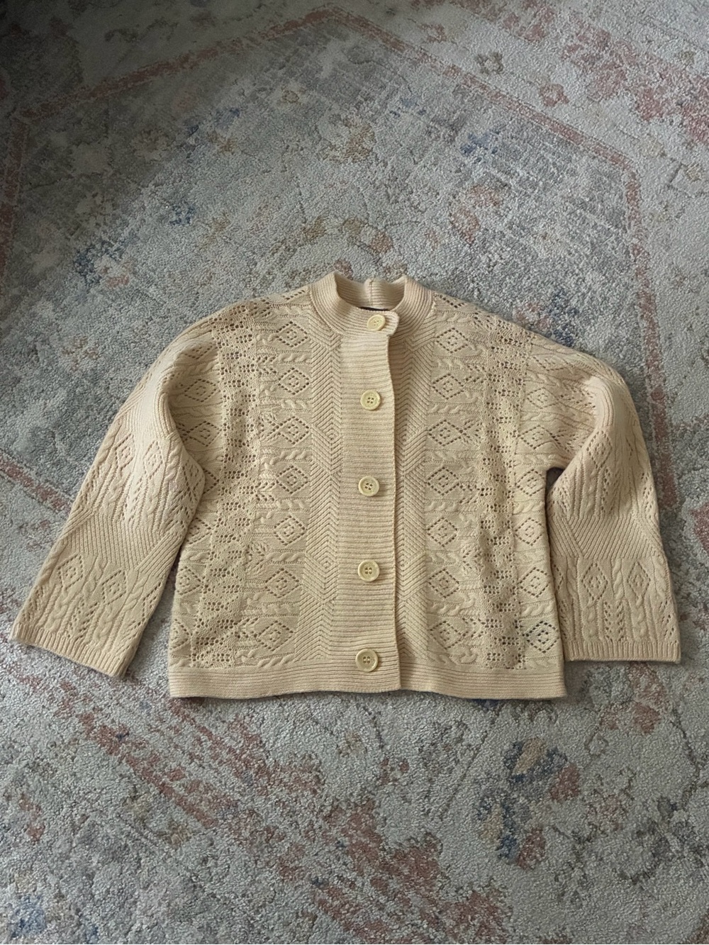Coastal Grandma Liz Claiborne Cream Cardigan Size M‎